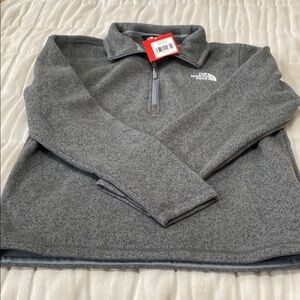 The North Face Men's Gray 1/4 zip